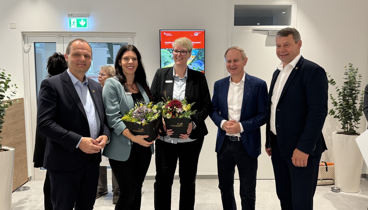 Sparkasse Vorpommern eröffnet Filiale in Wolgast nach Umbau neu