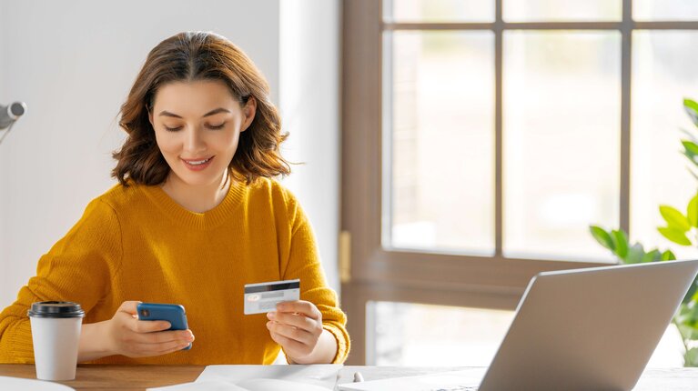 Geld sparen beim Onlineshoppen: Wie geht’s richtig?
