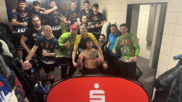 Heimspiel-Show in Loitz: Sparkasse unterstützt SG Uni