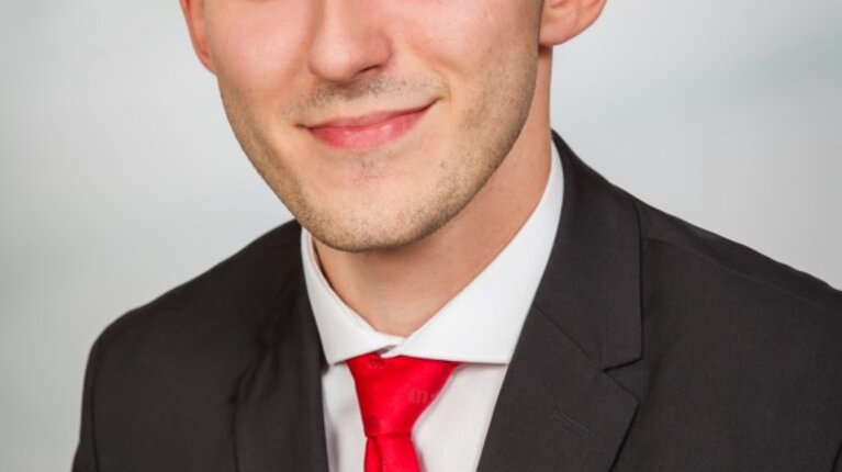 „Hallo, ich bin der neue!“