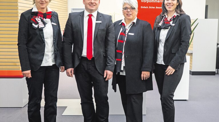 Gern für Sie da - unsere Filialleiter in Greifswald