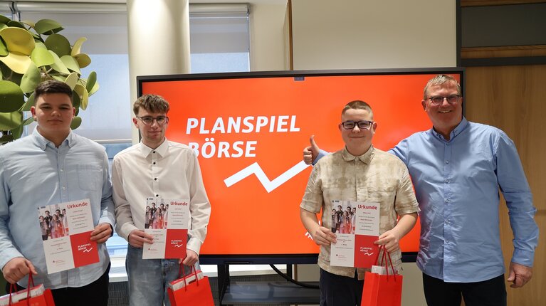 Planspiel Börse: Die Besten aus MV fahren jetzt nach London