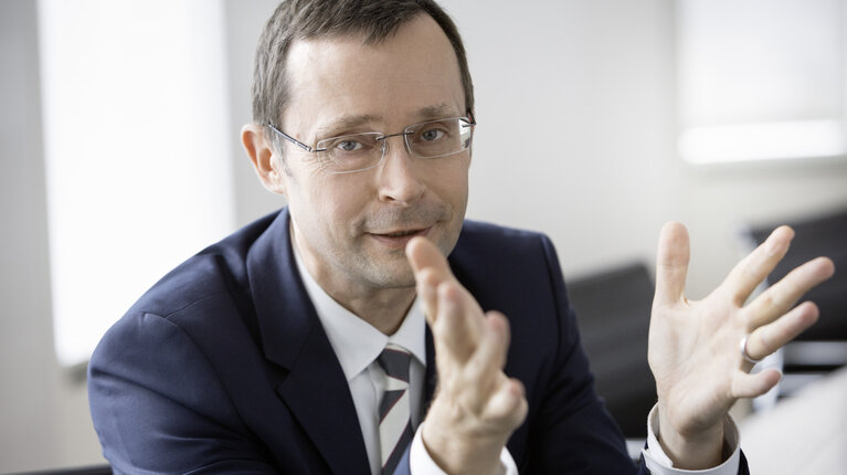 Kater's Kolumne - Aufwärts trotz Hindernissen