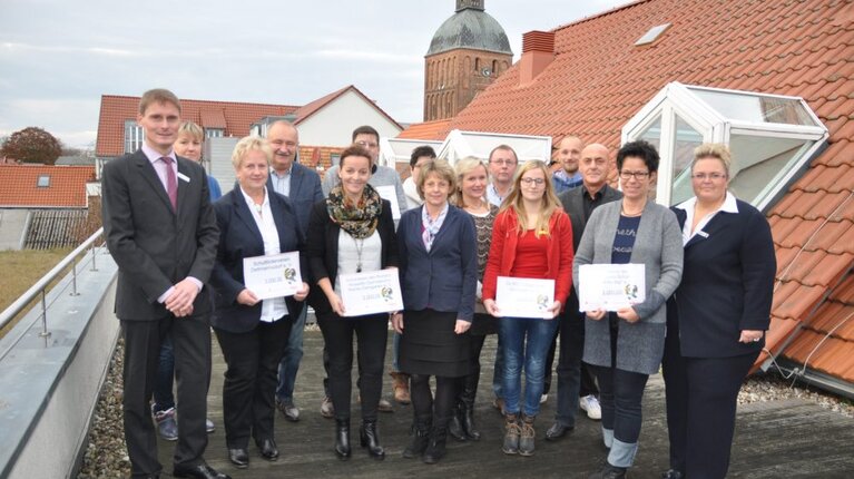 Geldsegen für gemeinnützige Vereine der Region Nordvorpommern - Sparkasse Vorpommern spendet 31.007 Euro für soziale Zwecke