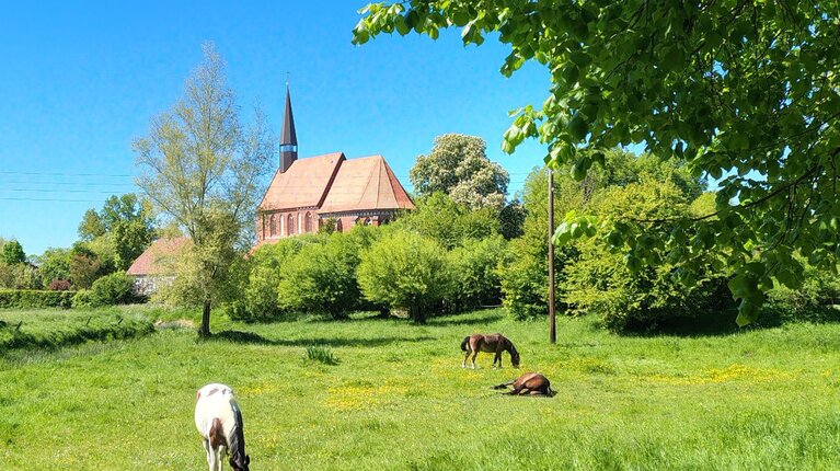 Kirche neu gedacht: Sparkasse unterstützt Projekt